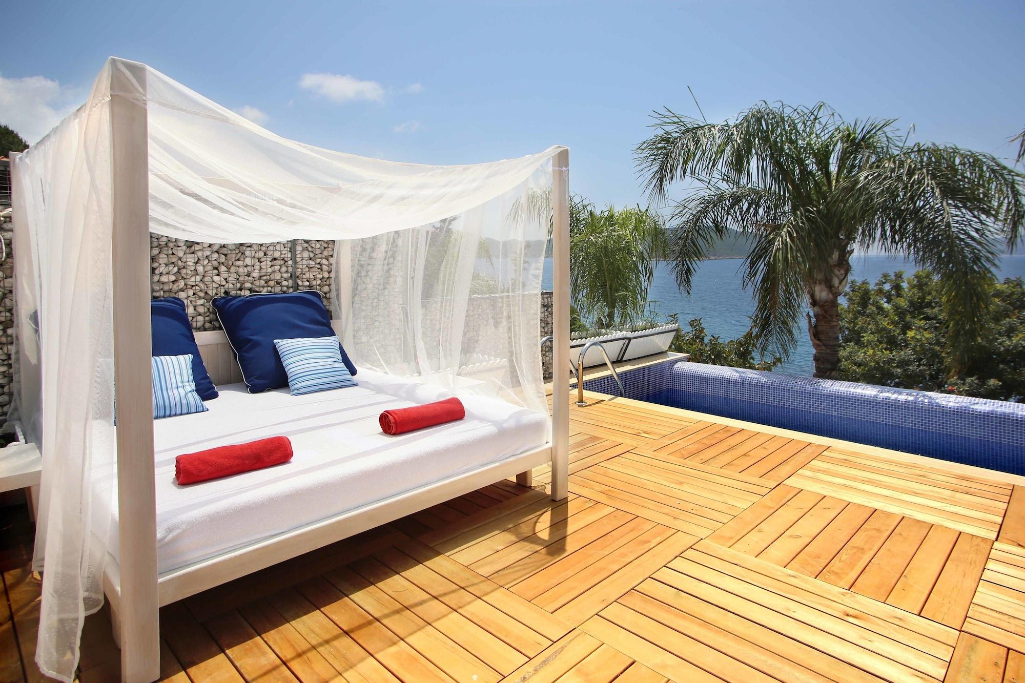 Nur Beach Hotel Κας Εξωτερικό φωτογραφία