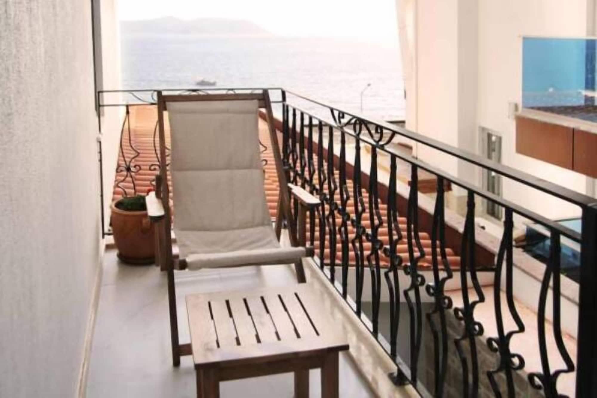 Nur Beach Hotel Κας Εξωτερικό φωτογραφία